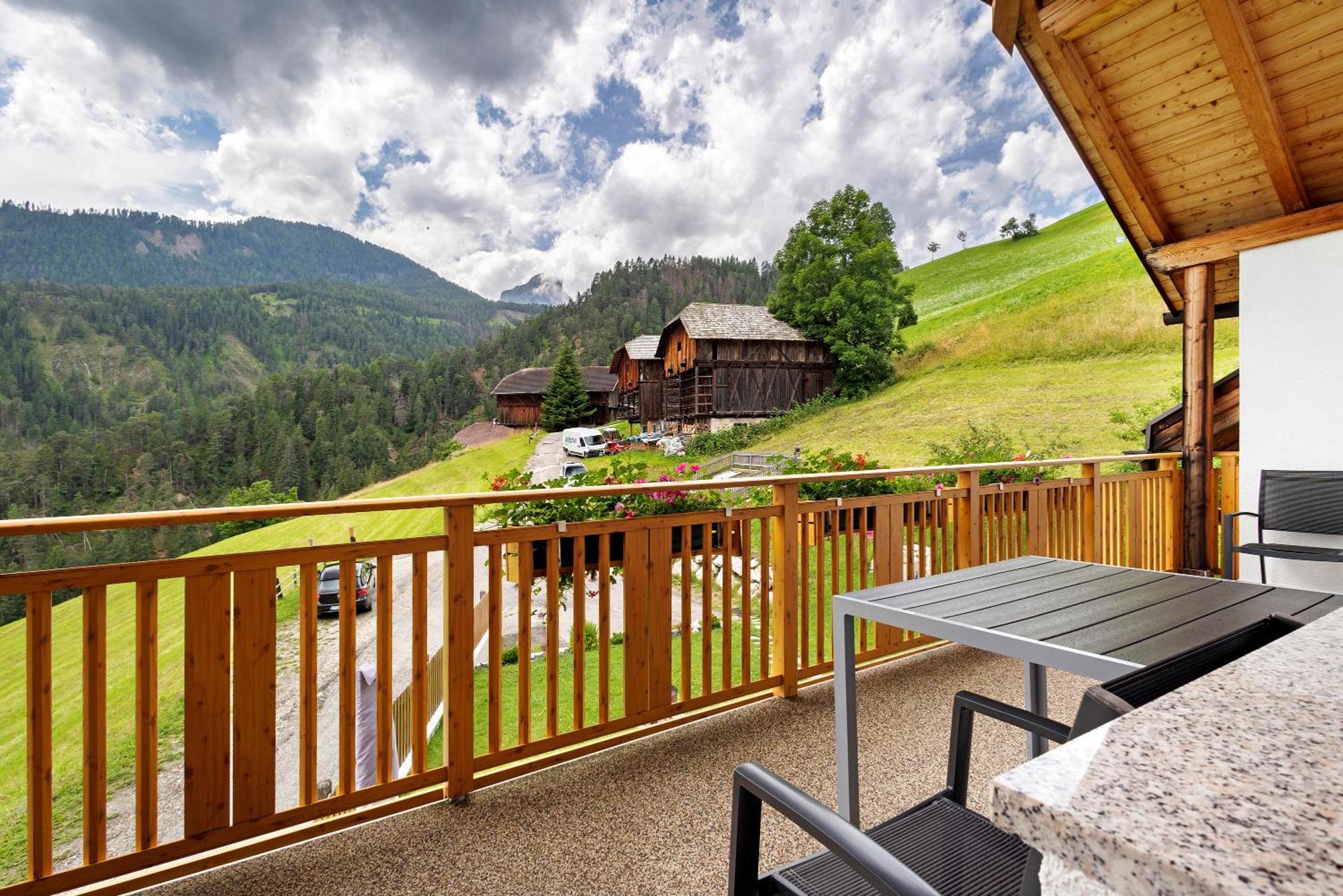 Ciasa Funtanies Pütia New summer 22 San Martino in Badia Zewnętrze zdjęcie